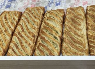 Balıklar ve Ördekler Mozaiği